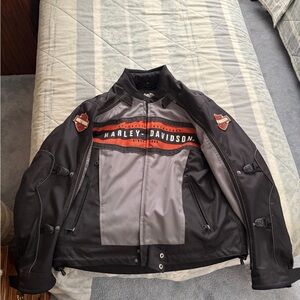 Harley-Davidson Men's Black and Silver Performance Jacket
